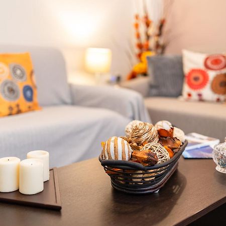 78 négyzetméteres, 2 hálószobás Apartman 2 fürdőszobával Kalamata területén Kültér fotó