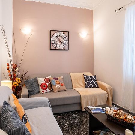 78 négyzetméteres, 2 hálószobás Apartman 2 fürdőszobával Kalamata területén Kültér fotó
